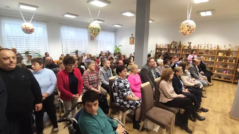 Pracownicy DPS a podwyżki – co warto wiedzieć w tej ważnej kwestii?