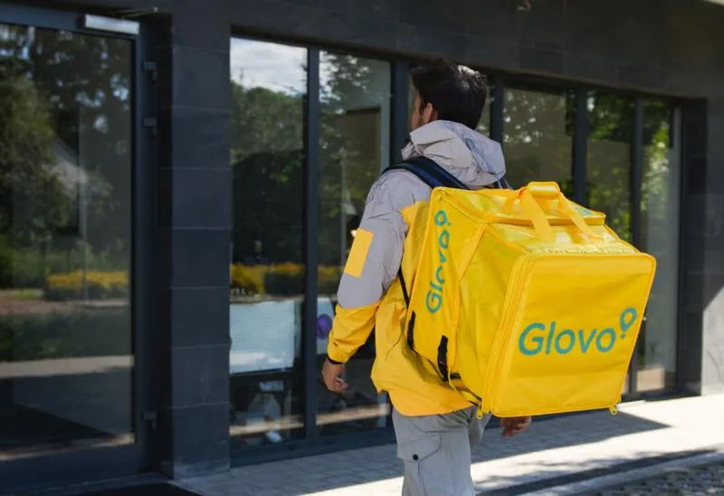 Ile naprawdę można zarobić w Glovo w ciągu miesiąca? Zaskakujące fakty i cenna wiedza