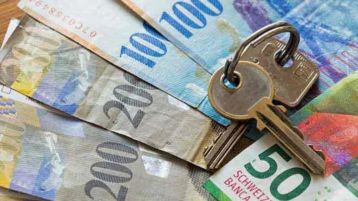 Uważaj na kredyty we frankach – które banki były najbardziej aktywne?